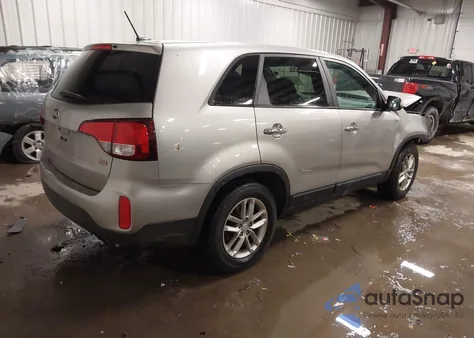 2015 Kia Sorento Lx из США, поврежденный, VIN 5XYKT3A60FG641964